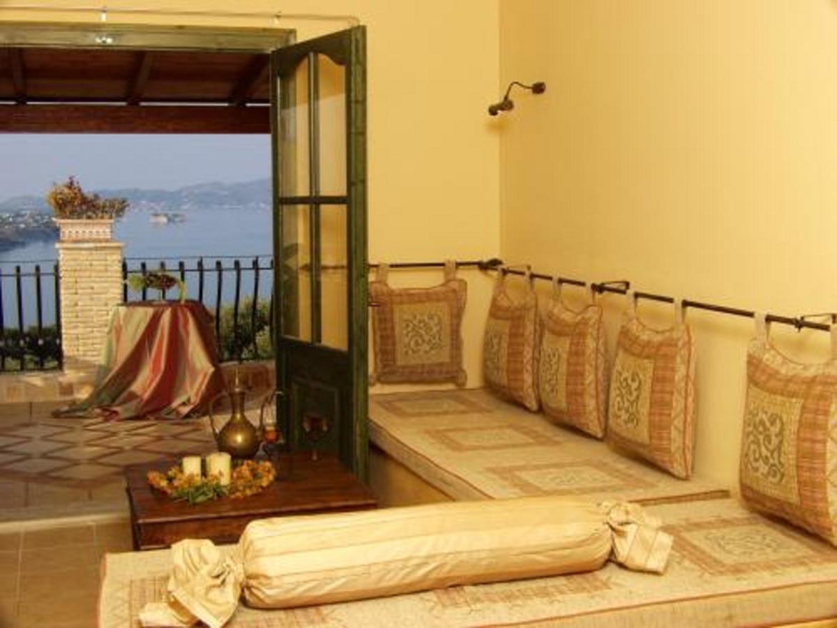 Willa Athenea Villas, Private Pools & Gardens *