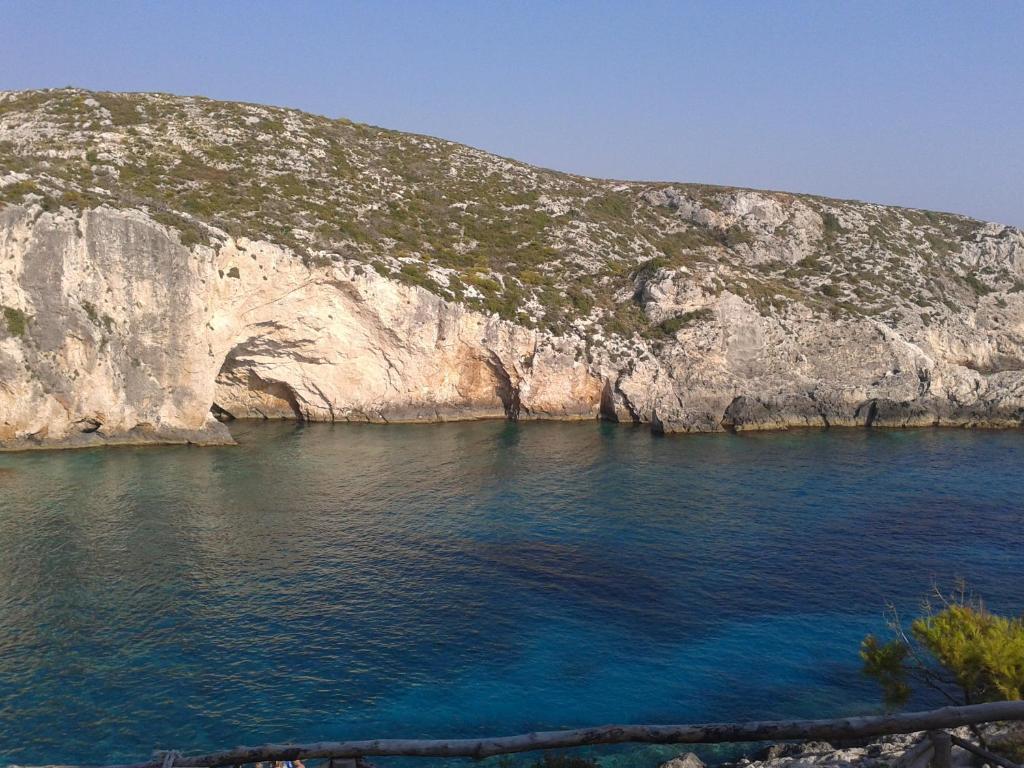 Athenea Villas, Private Pools & Gardens Willa Keri