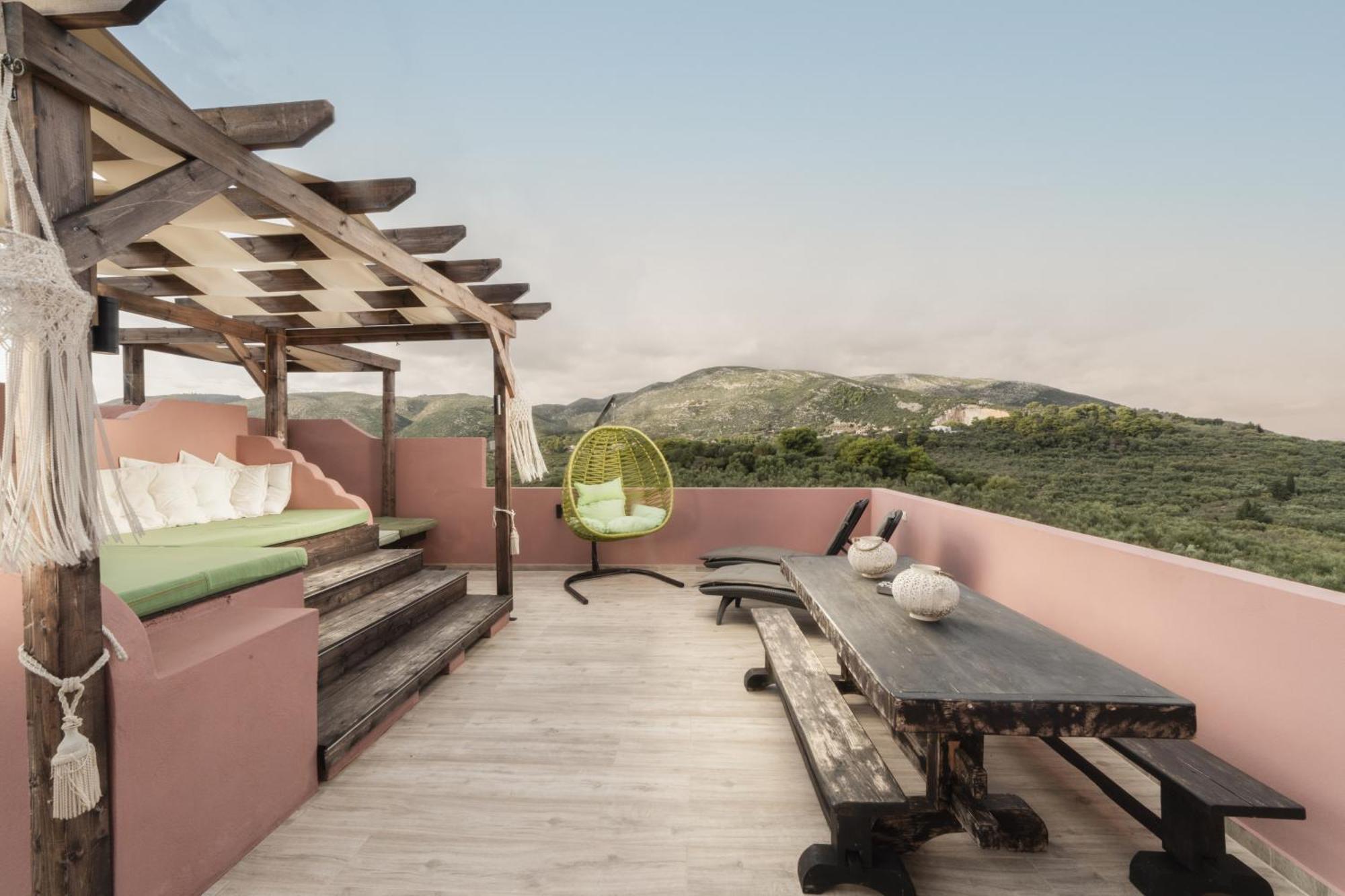 Athenea Villas, Private Pools & Gardens * Keri