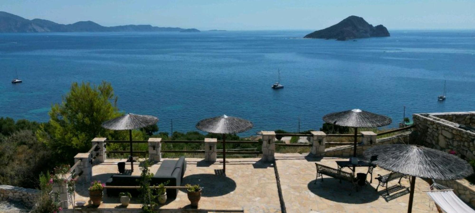 Athenea Villas, Private Pools & Gardens * Keri